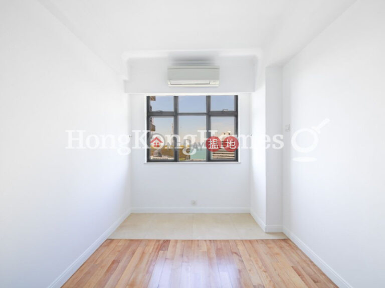 3 Bedroom Family Unit for Rent at Block 16-18 Baguio Villa, President Tower