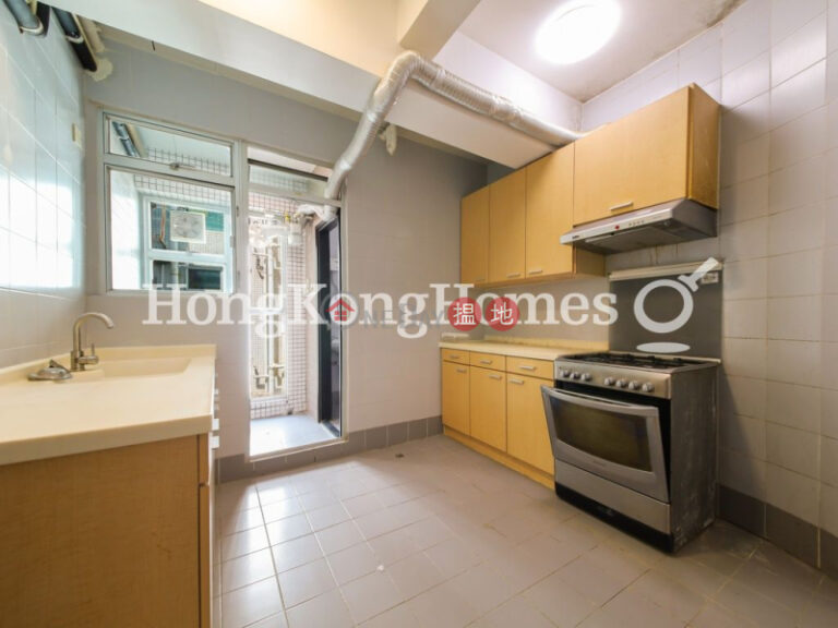 3 Bedroom Family Unit for Rent at The Regalis