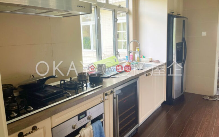 Efficient 4 bed on high floor with sea views & balcony | Rental