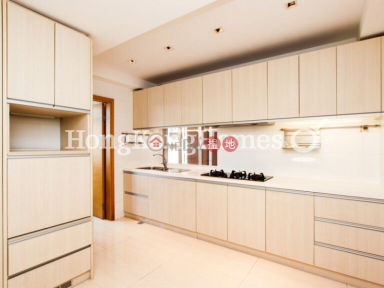 3 Bedroom Family Unit for Rent at Block 32-39 Baguio Villa