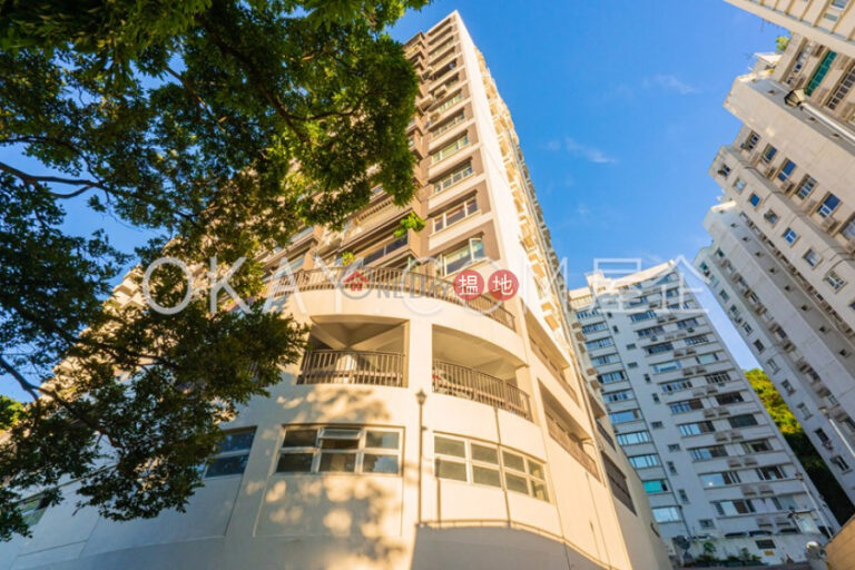Efficient 3 bedroom with balcony & parking | Rental