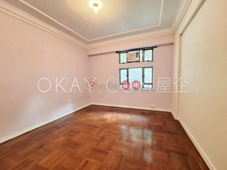 Efficient 3 bedroom with balcony & parking | Rental
