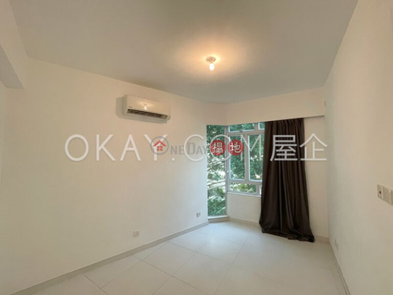 Efficient 2 bedroom with rooftop & parking | Rental