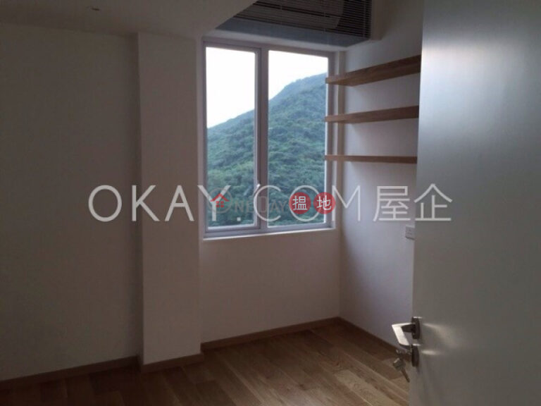 Rare 3 bedroom on high floor with rooftop & parking | Rental