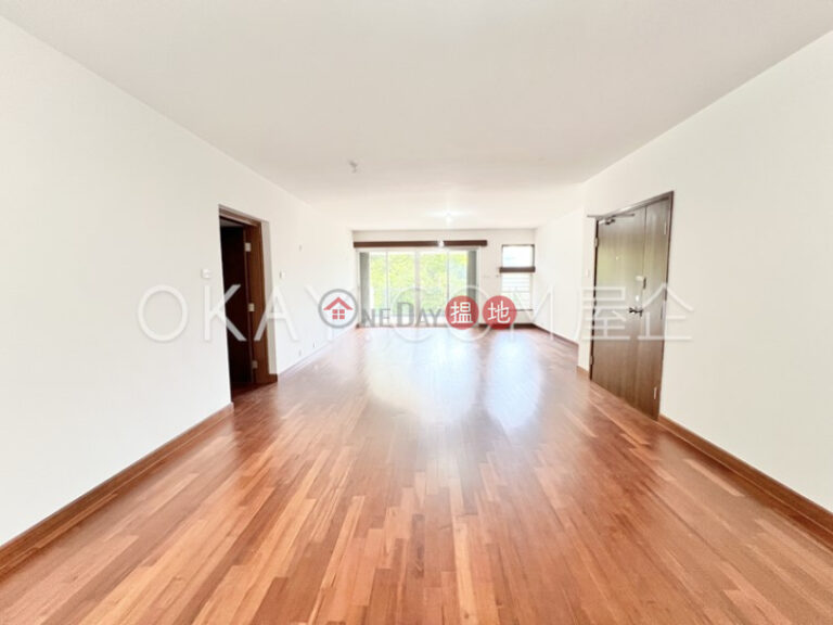 Efficient 4 bedroom with balcony & parking | Rental
