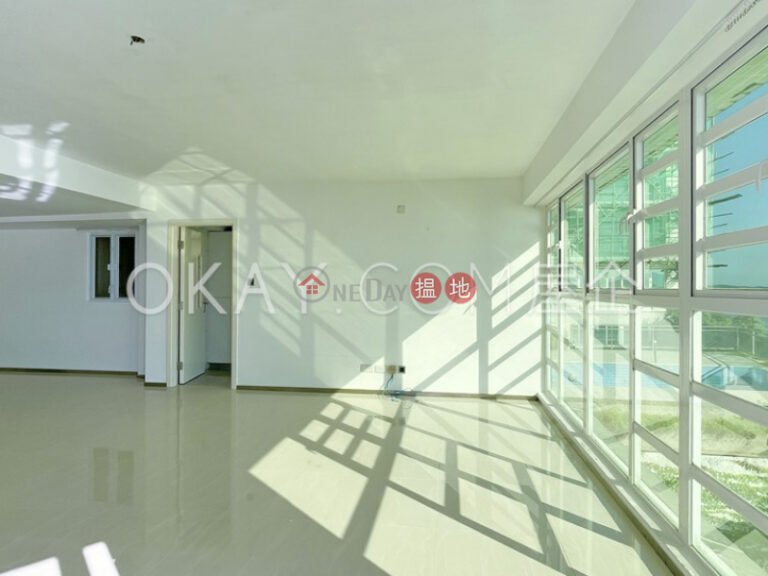 Exquisite 3 bedroom with balcony & parking | Rental