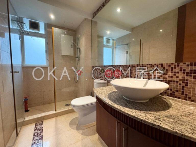 Beautiful 3 bedroom with sea views, balcony | Rental