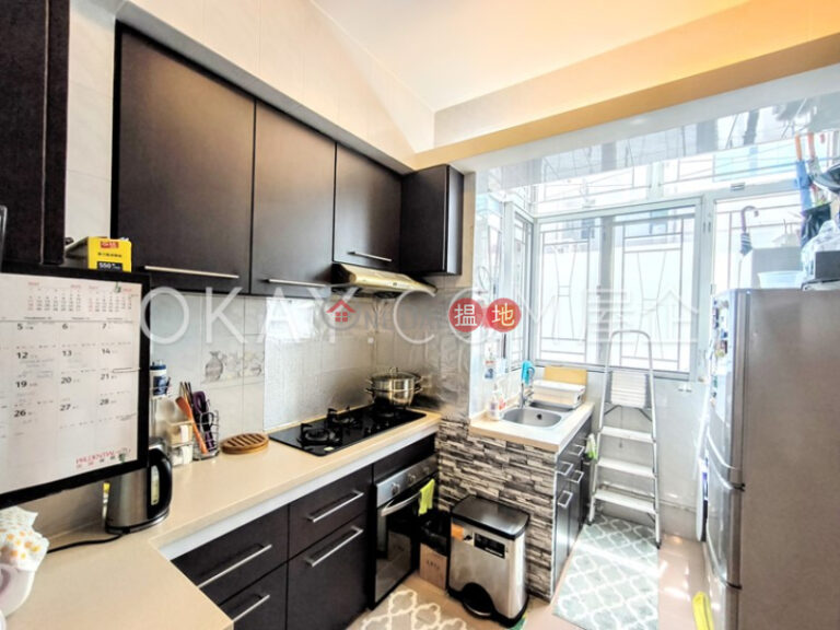Efficient 3 bedroom in Pokfulam | Rental