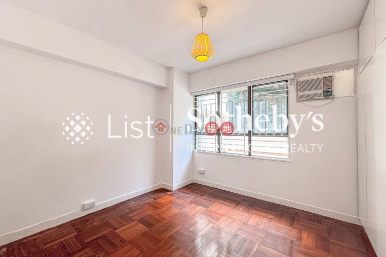 Property for Rent at POKFULAM MANSION with 3 Bedrooms