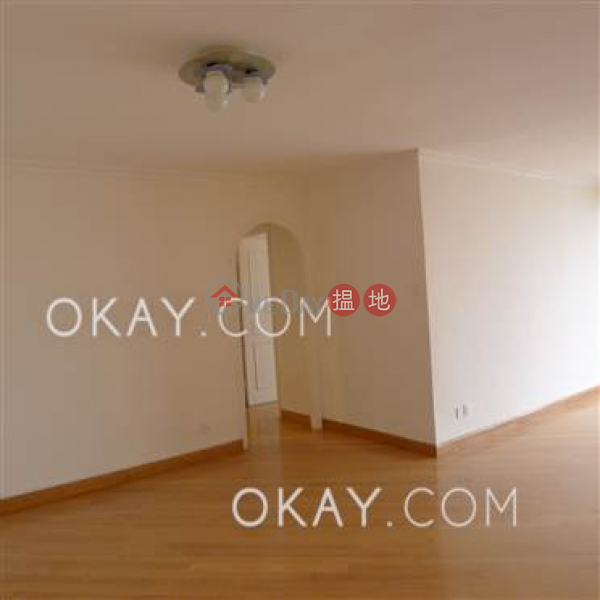Efficient 3 bedroom with balcony & parking | Rental