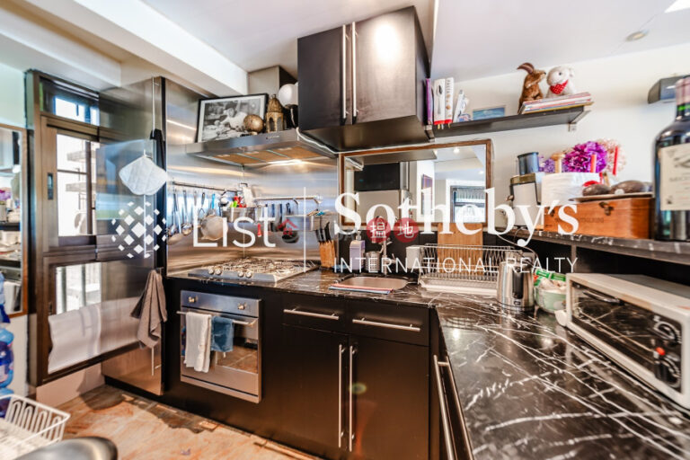 Property for Rent at Greenery Garden with 3 Bedrooms