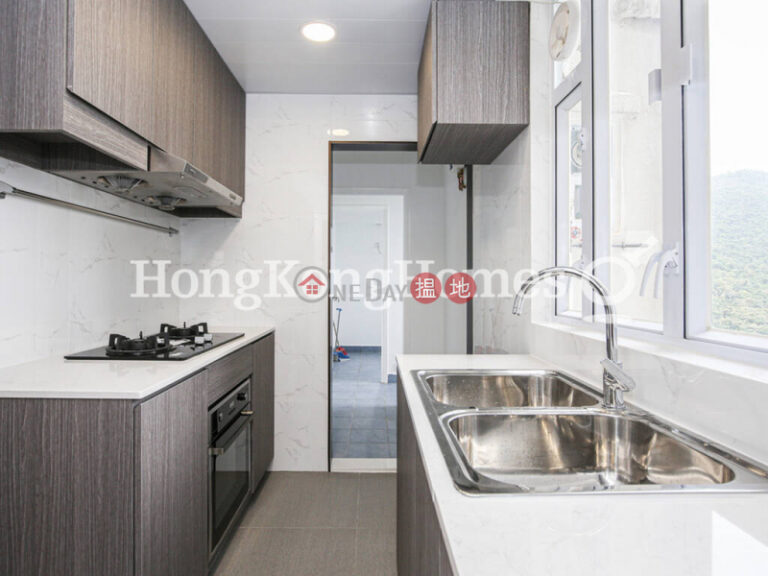 3 Bedroom Family Unit for Rent at Y. Y. Mansions block A-D
