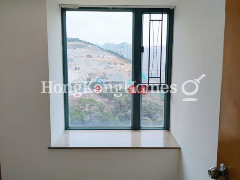 3 Bedroom Family Unit for Rent at POKFULAM TERRACE