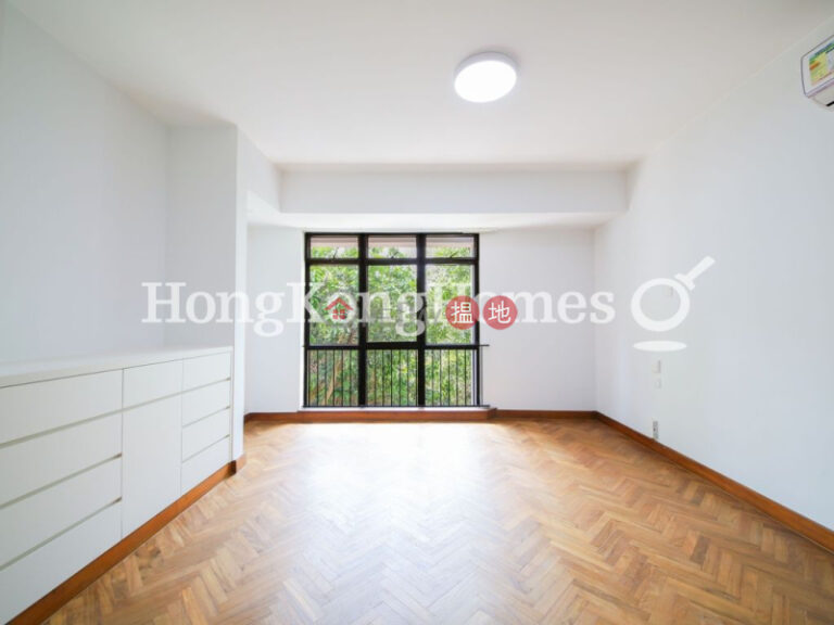 4 Bedroom Luxury Unit for Rent at Pine Grove Block 5