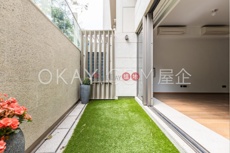 Stylish 3 bedroom with parking | Rental