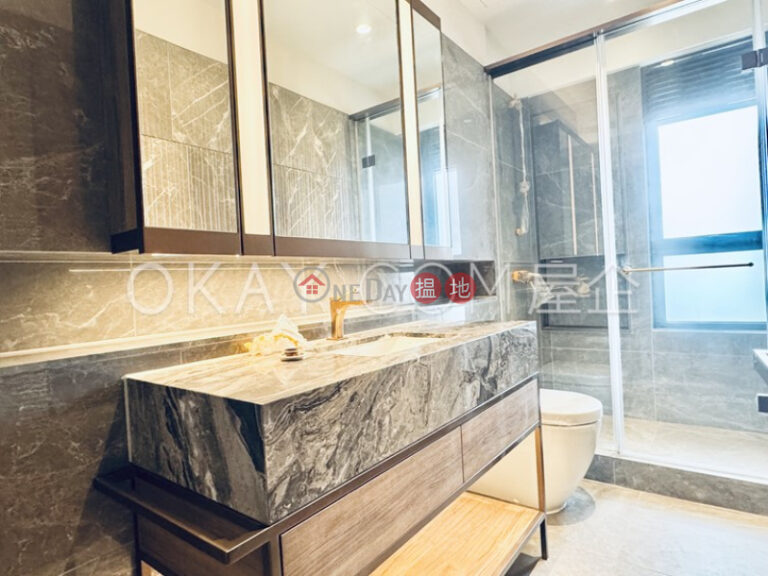 Unique 3 bedroom on high floor with balcony | Rental