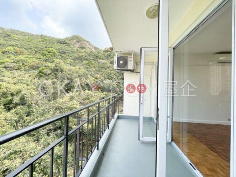 Tasteful 3 bedroom on high floor with balcony & parking | Rental