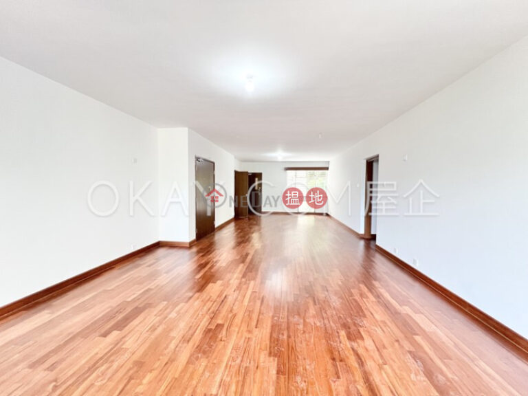 Efficient 4 bedroom with balcony & parking | Rental