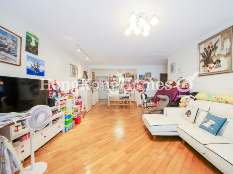 2 Bedroom Unit for Rent at Block 25-27 Baguio Villa