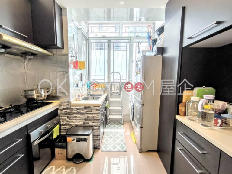 Efficient 3 bedroom in Pokfulam | Rental