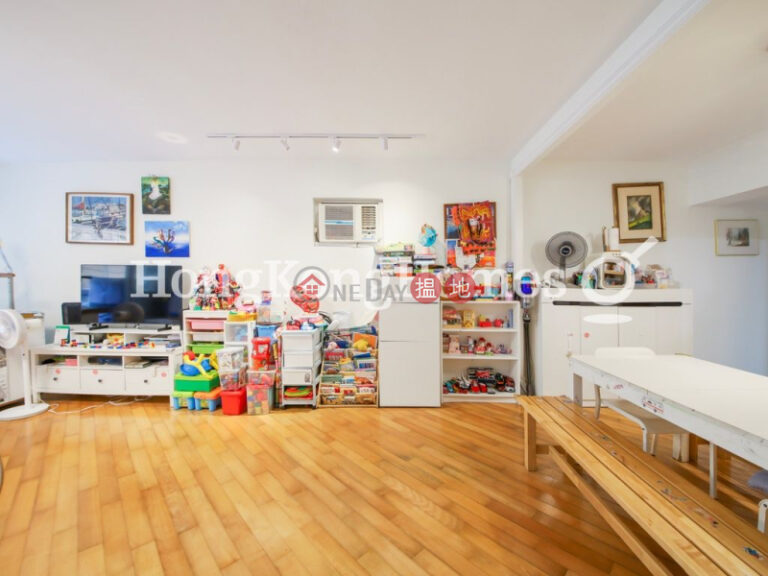 2 Bedroom Unit for Rent at Block 25-27 Baguio Villa