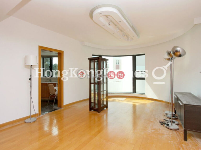 4 Bedroom Luxury Unit for Rent at La Mer Block 1-2