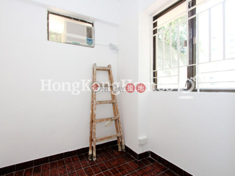 3 Bedroom Family Unit for Rent at POKFULAM MANSION