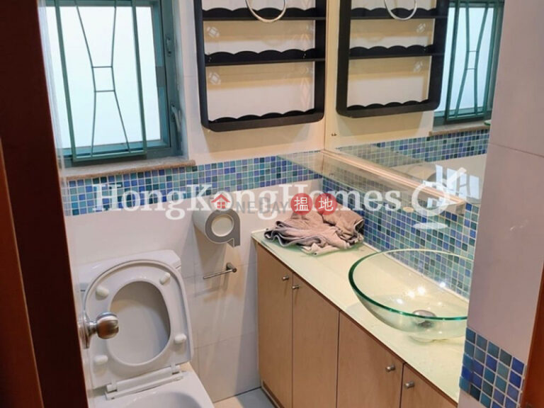 3 Bedroom Family Unit for Rent at POKFULAM TERRACE