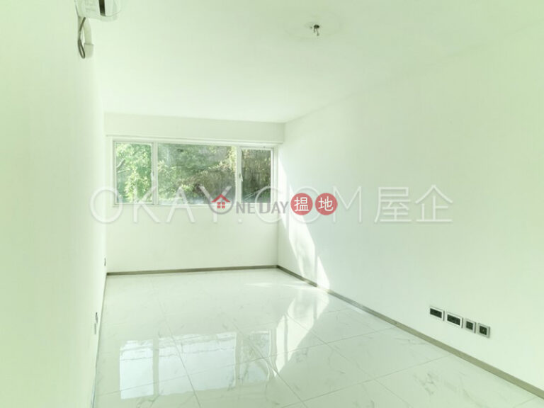 Exquisite 3 bedroom with balcony & parking | Rental