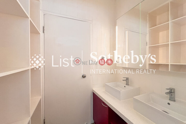 Property for Rent at POKFULAM MANSION with 3 Bedrooms