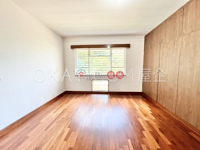 Efficient 4 bedroom with balcony & parking | Rental