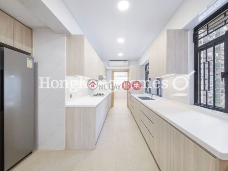 4 Bedroom Luxury Unit for Rent at Block 45-48 Baguio Villa