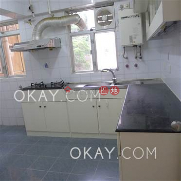 Efficient 3 bedroom with balcony & parking | Rental